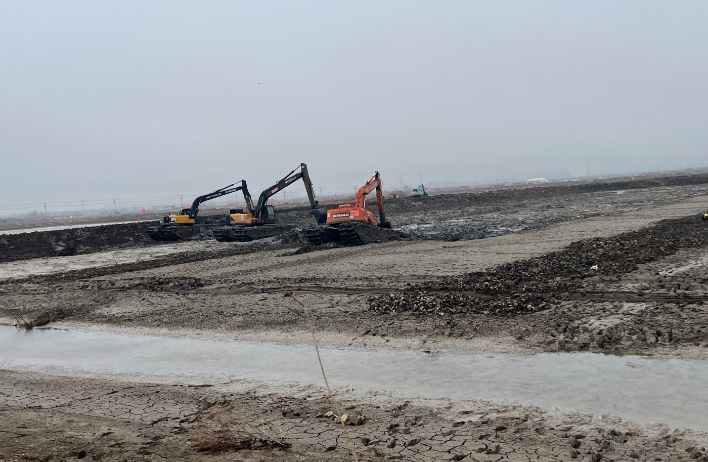 國信光伏區高標準池塘改造_副本